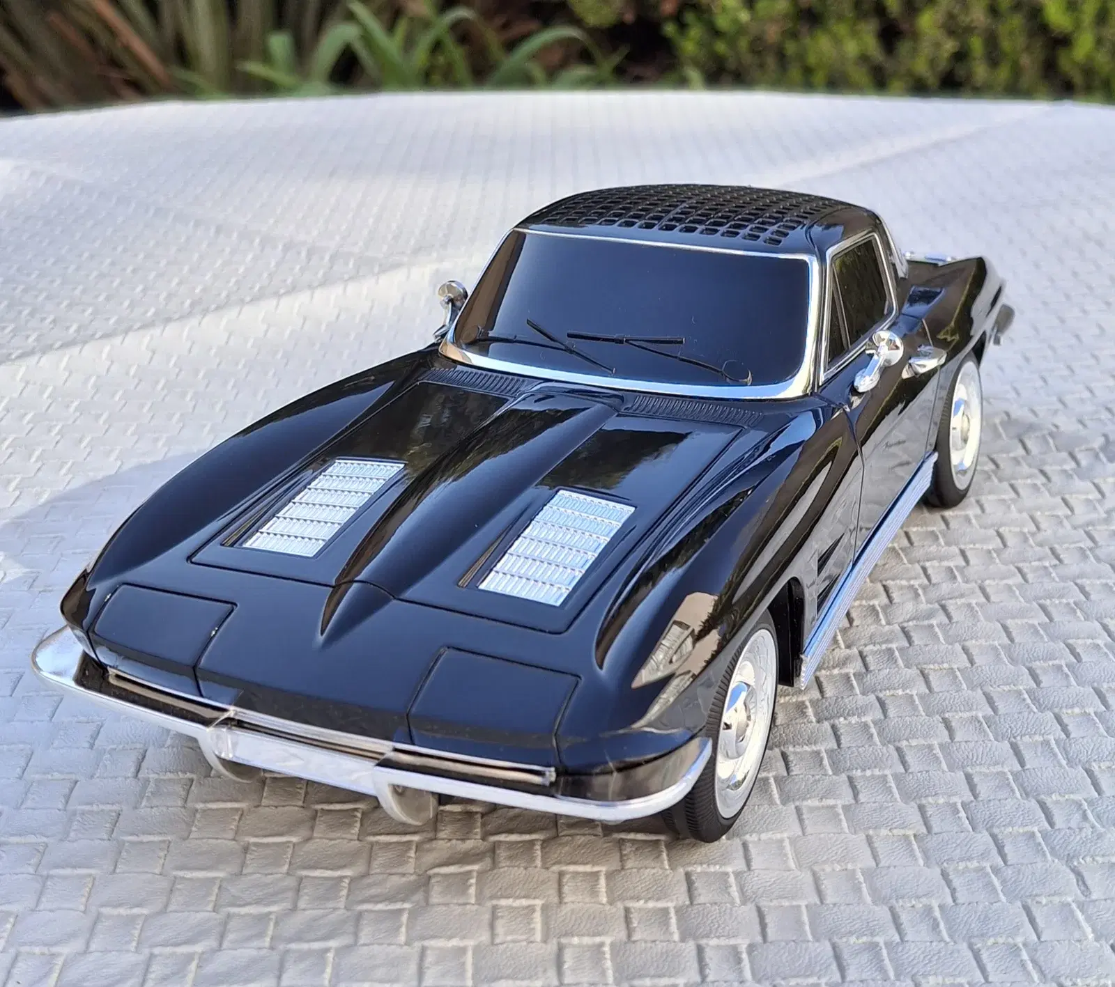 AUTO PARLANTE ViNtAgE Chevrolet Corvette Sting Ray Coupe (C2) Negro 2
