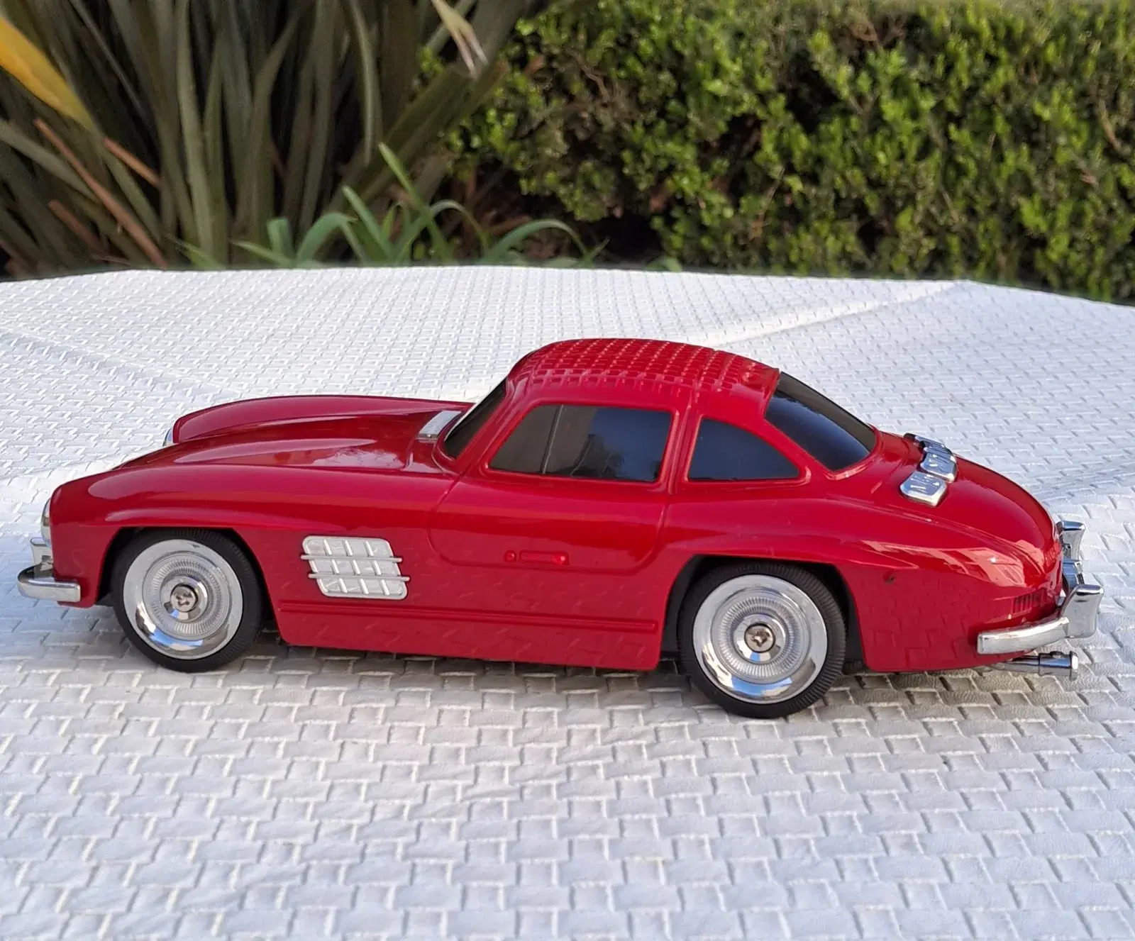 AUTO PARLANTE ViNtAgE Mercedes-Benz 300 SL Coupe Rojo 4