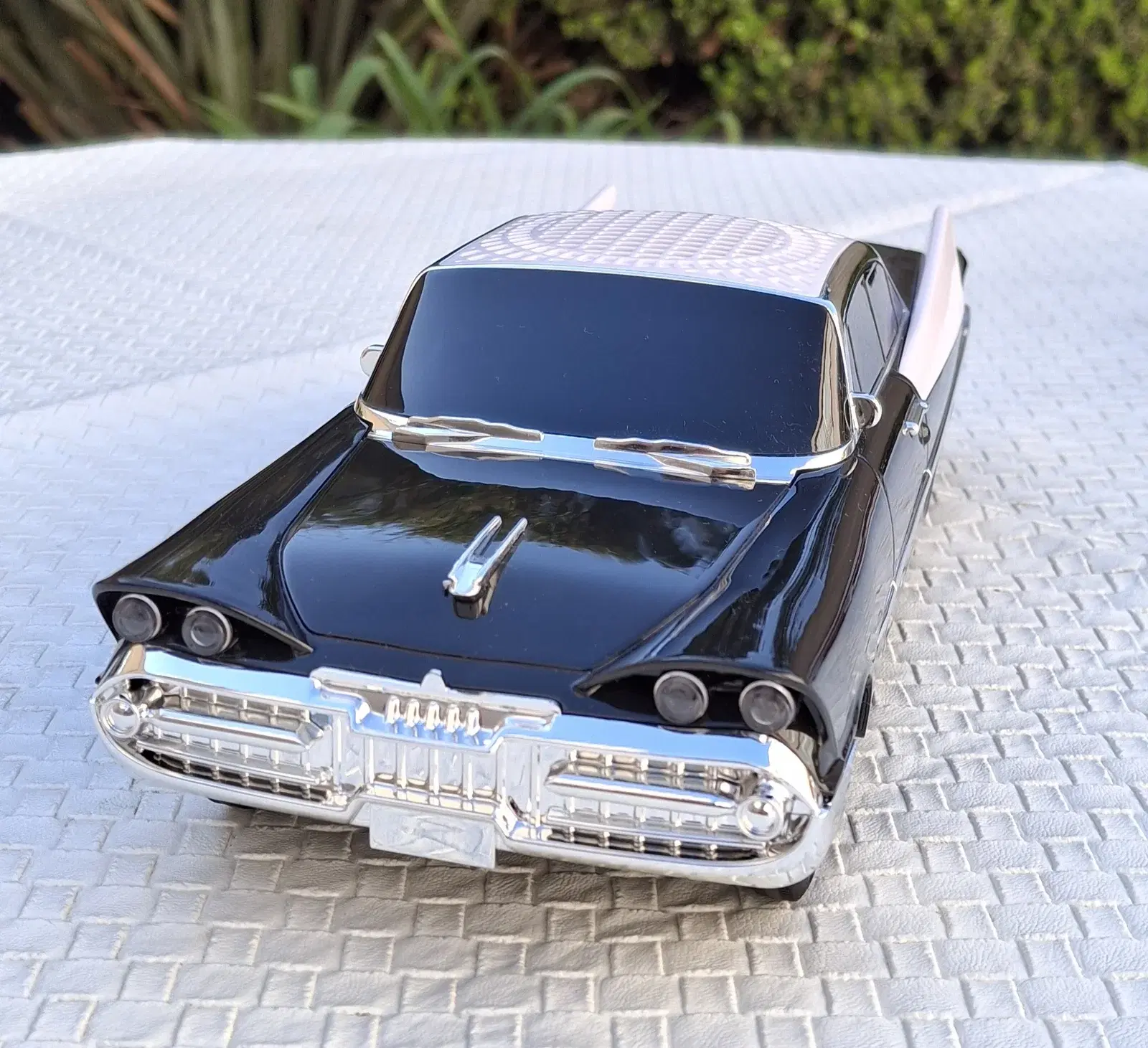 AUTO PARLANTE ViNtAgE  Plymouth Fury de 1958 Negro 2