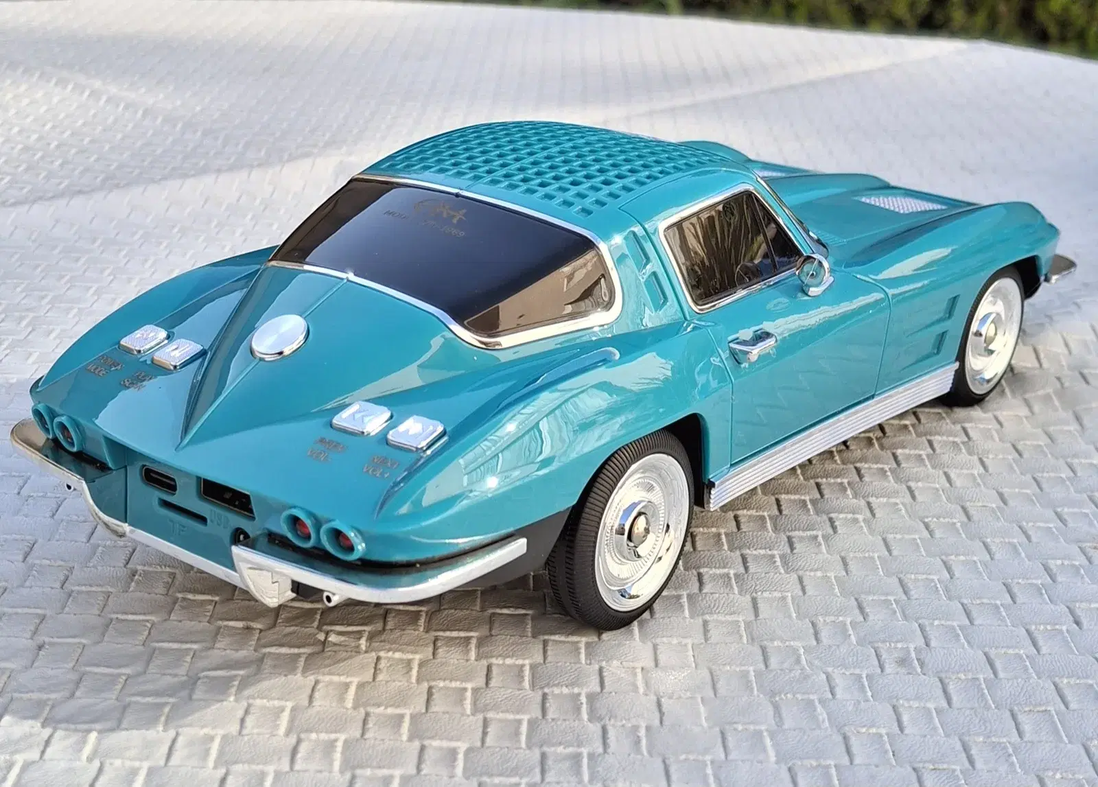 AUTO PARLANTE ViNtAgE Chevrolet Corvette Sting Ray Coupe (C2) Turquesa 2