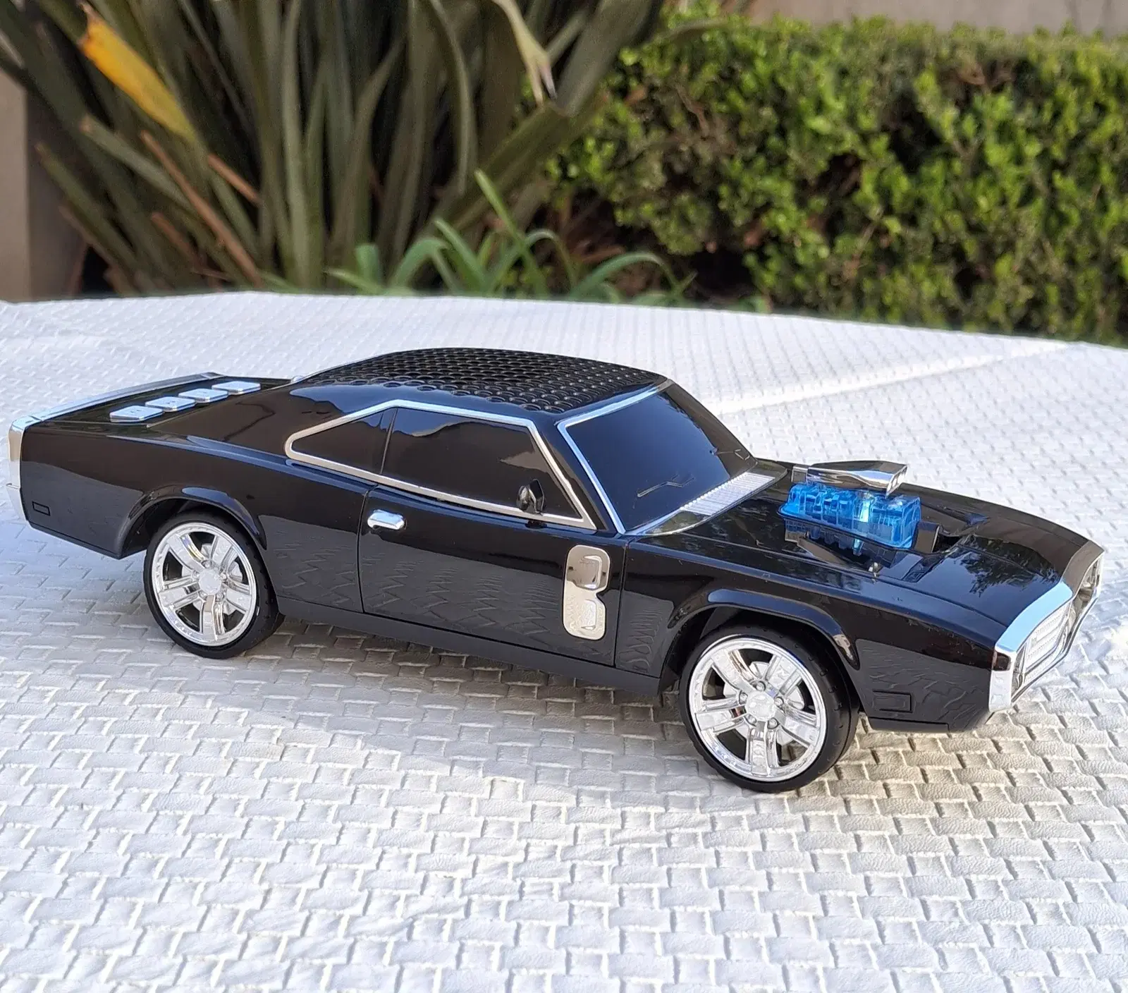 AUTO PARLANTE ViNtAgE Dodge Charger R/T Negro