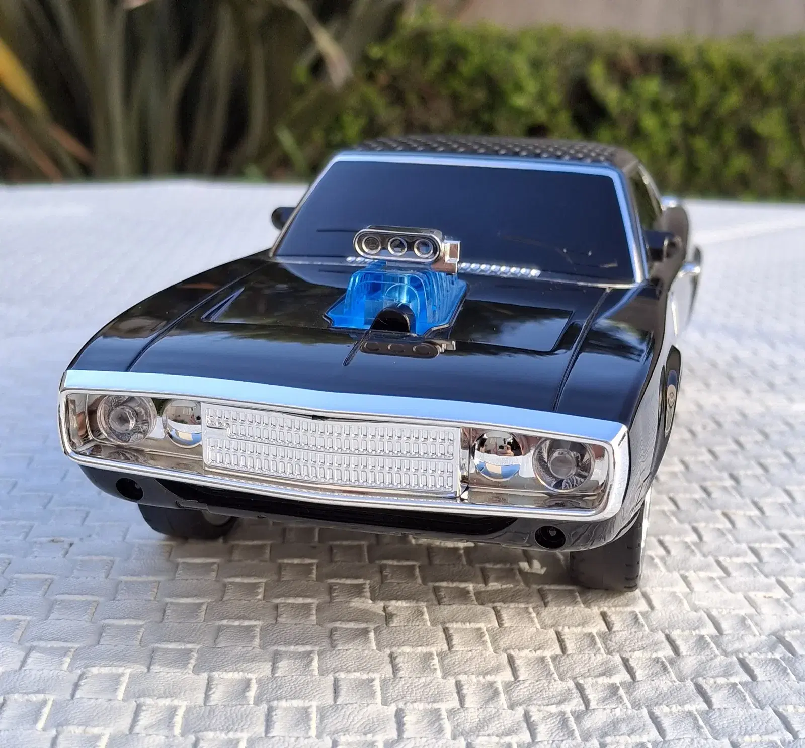 AUTO PARLANTE ViNtAgE Dodge Charger R/T Negro 2