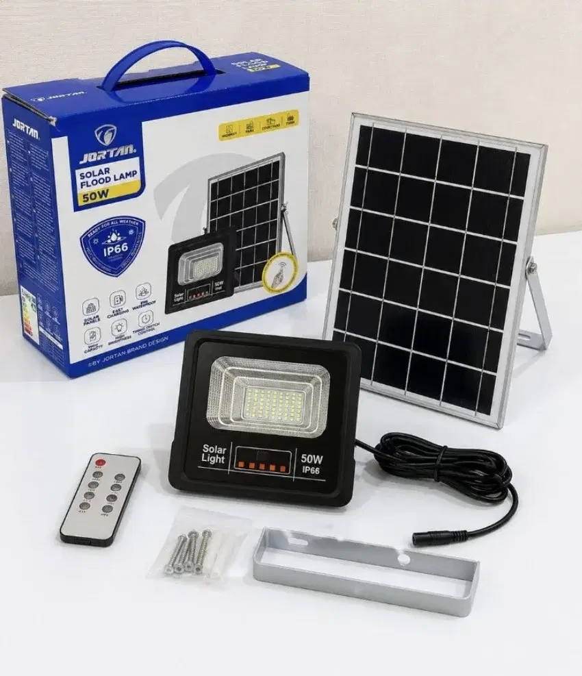 REFLECTOR SOLAR LED 50w