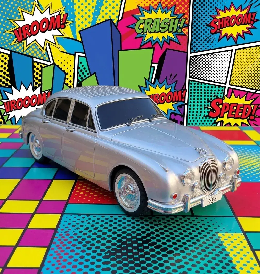 AUTO PARLANTE ViNtAgE Jaguar Mark 2 (MK2) Color Plata