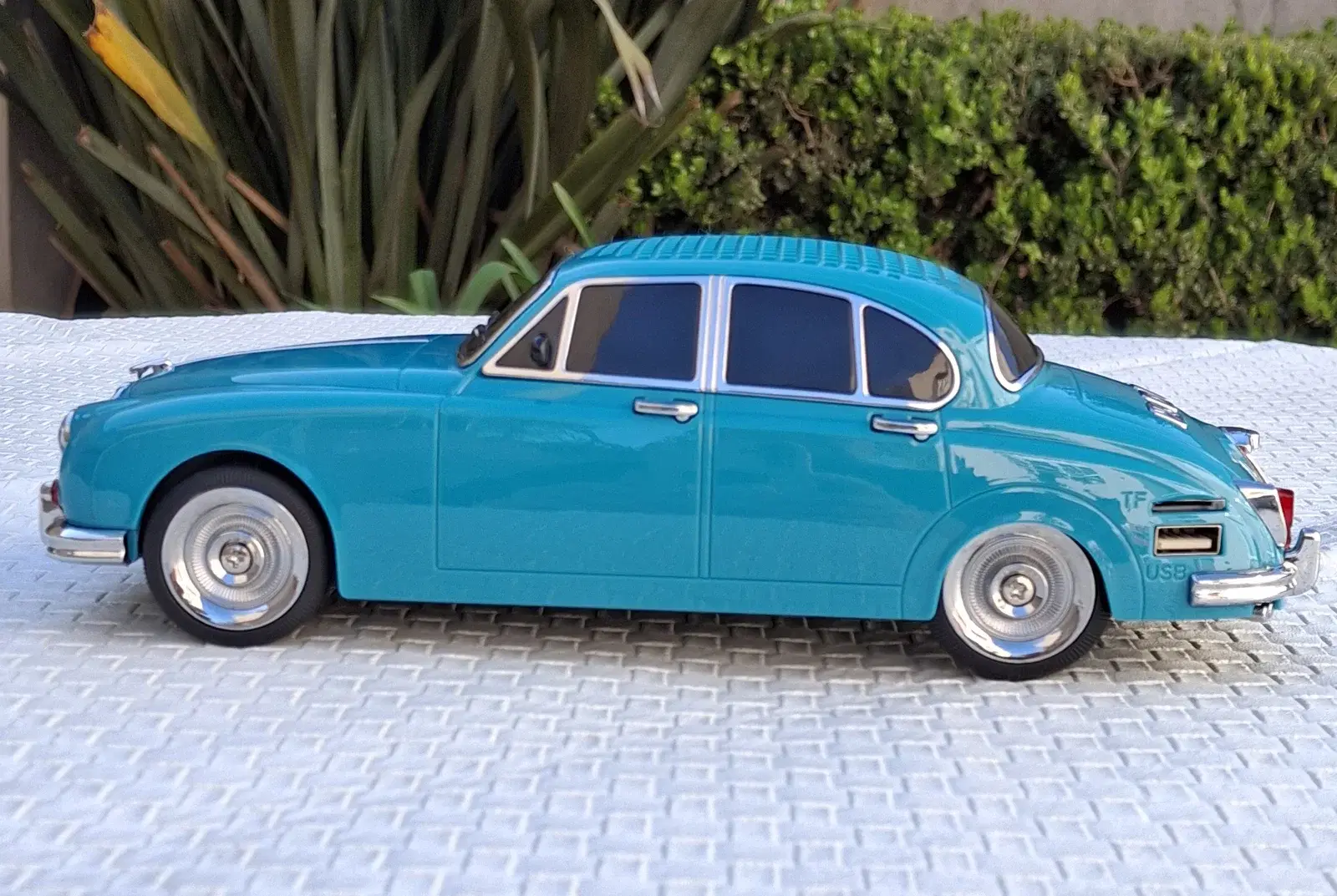 AUTO PARLANTE ViNtAgE Jaguar Mark 2 (MK2) Celeste